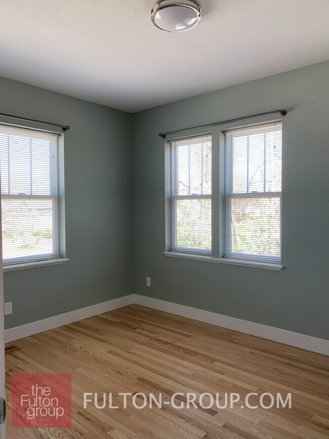 Building Photo - 800 Fulton St E