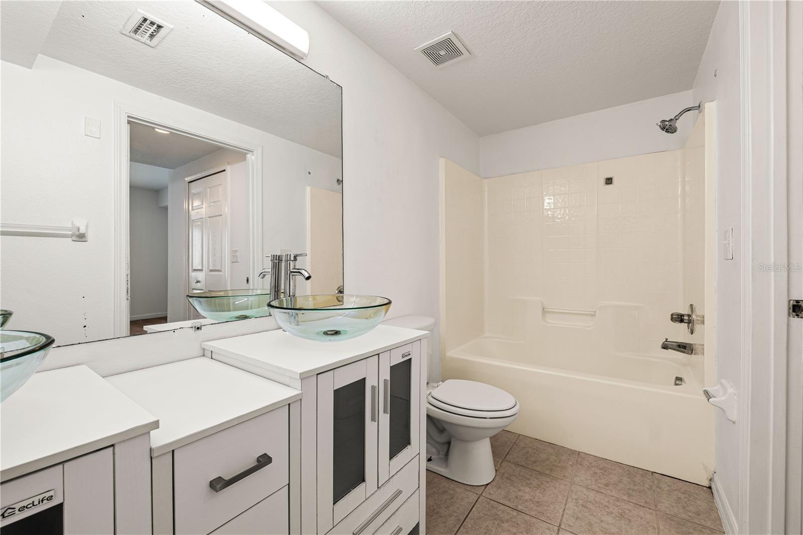 Building Photo - 6434 Cypressdale Dr
