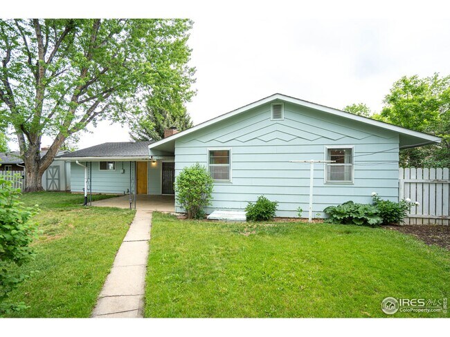 Building Photo - 1033 Briarwood Rd