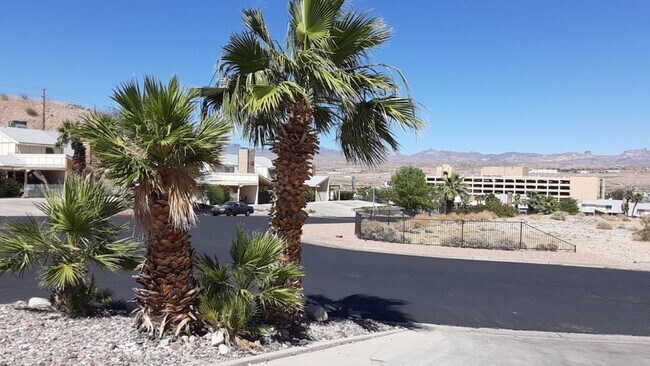 Building Photo - 168 Sundance Shores Dr