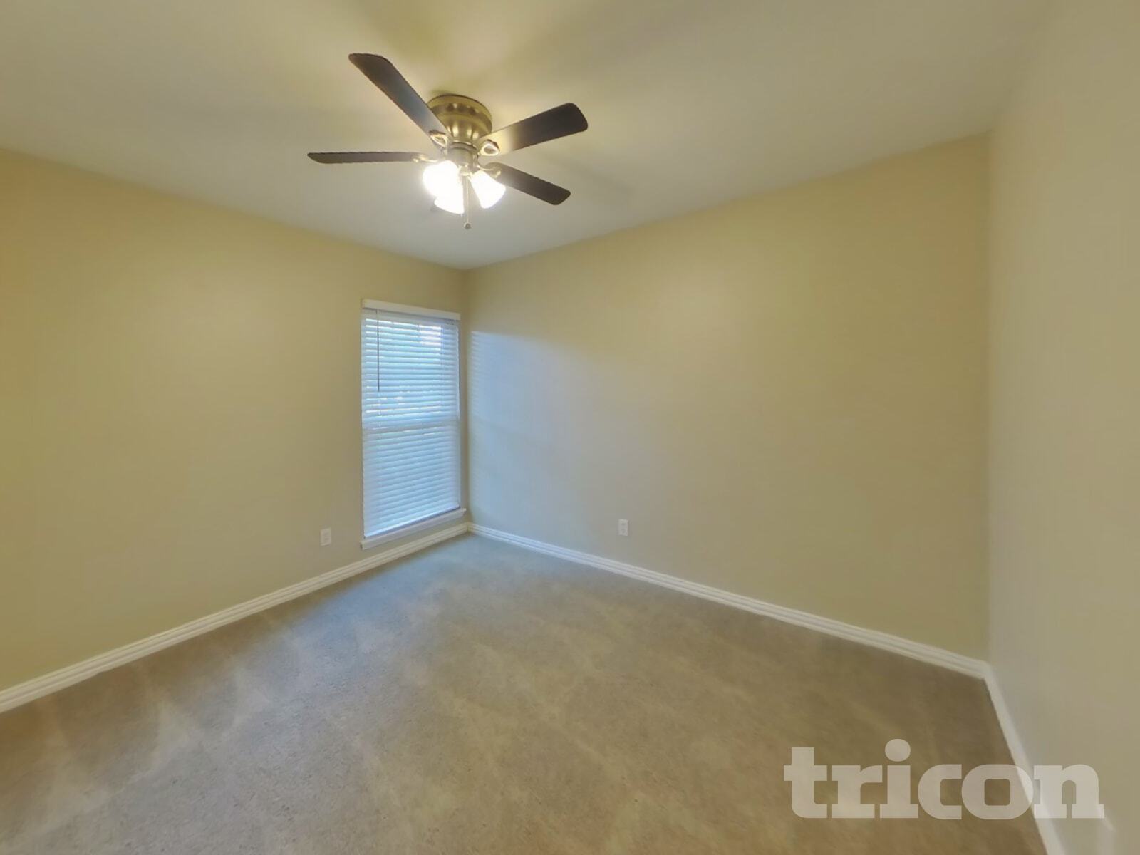 Building Photo - 496 Justice Dr