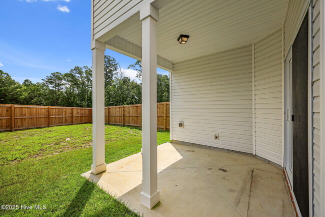 Building Photo - 249 Shallowbag Bay Ln