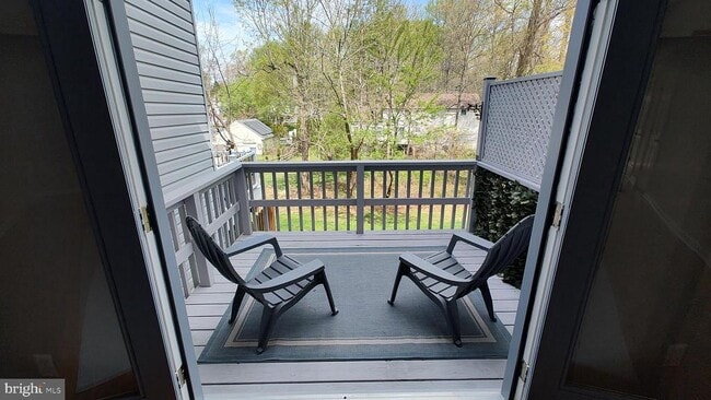 Building Photo - 442 Darby Ln