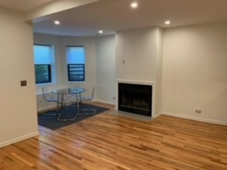 Building Photo - 1634 N Winchester Ave