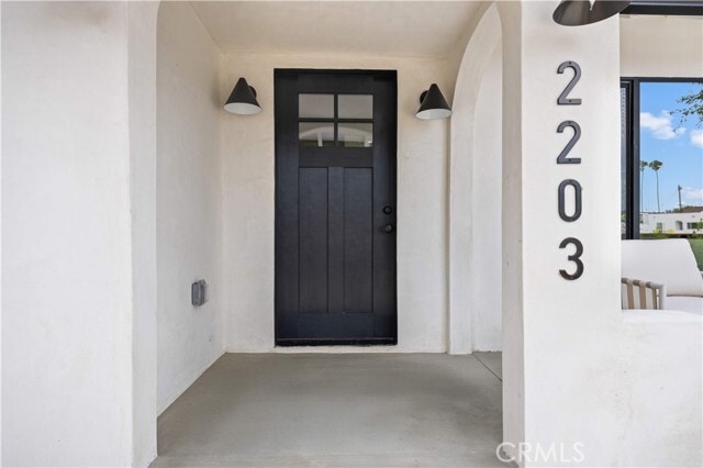 Building Photo - 2203 Pelham Ave