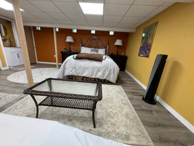 Building Photo - 1292 Lenox Rd