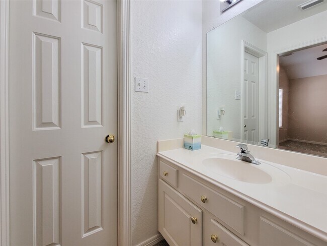 Building Photo - 3011 Taylorcrest Dr