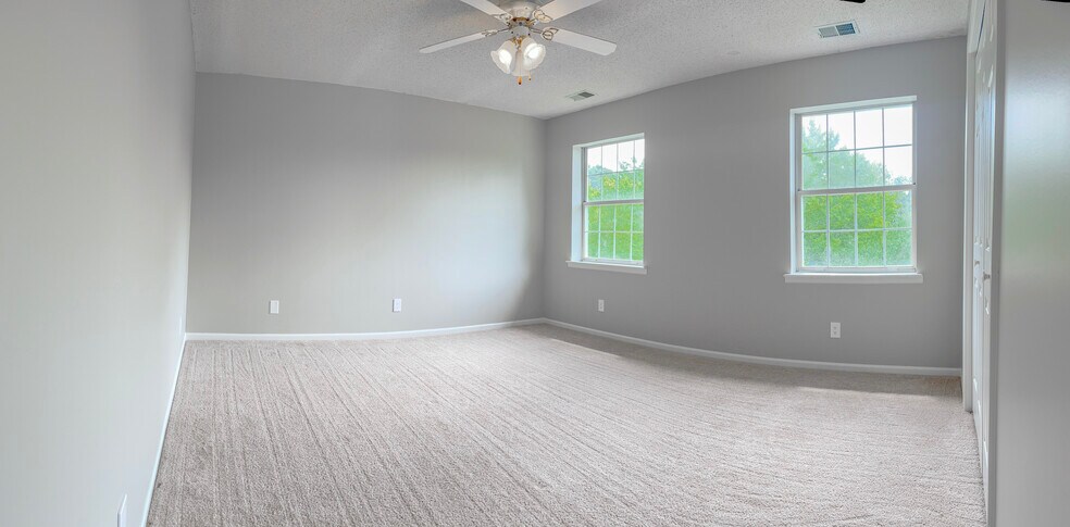 Bedroom 2 - 5421 NW Walden Dr
