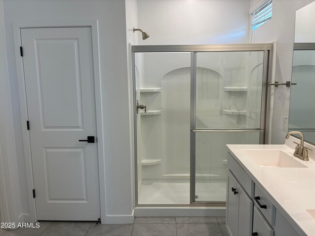 Building Photo - 16878 W Diana Ave