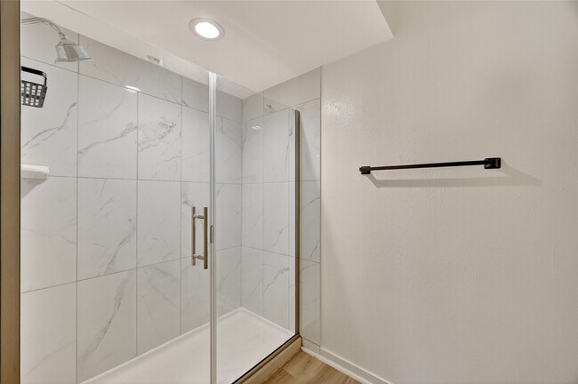 Building Photo - 14734 Perthshire Rd