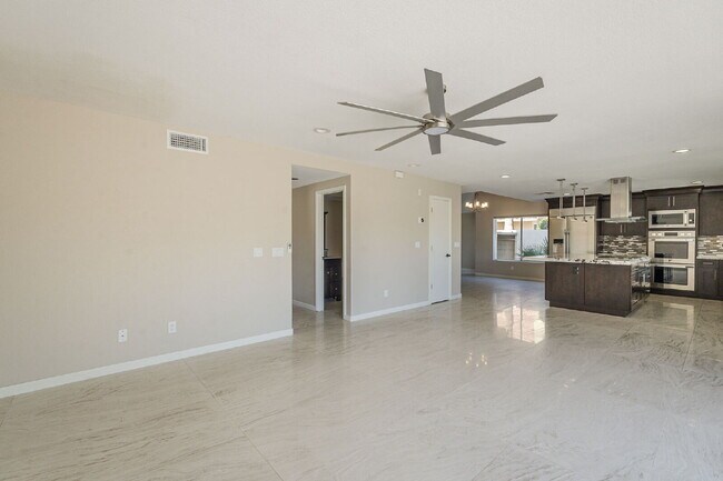 Building Photo - Luxury Waterfront Home in Ocotillo – Avail...