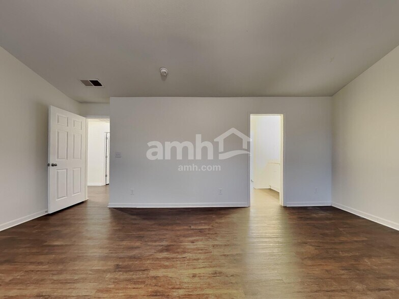 Building Photo - 7141 Lawgiver Cir