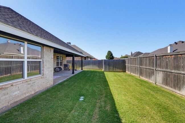 Building Photo - 6518 Stadium Dr