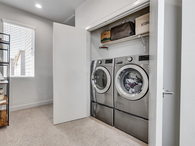 Building Photo - 5702 Rucio Ln