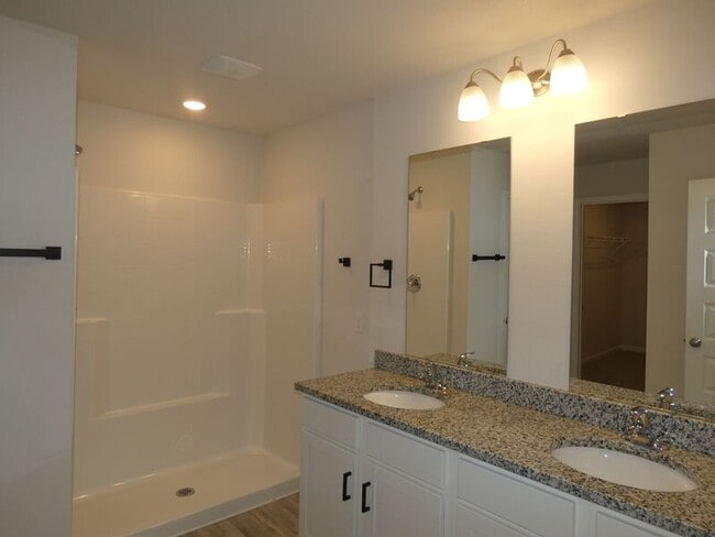 Building Photo - 8617 Tarsus Dr