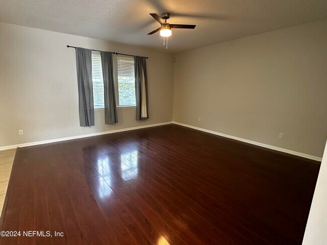 Building Photo - 12212 Angleterre Dr