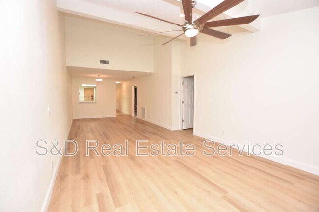 Building Photo - 2025 Sylvester Rd