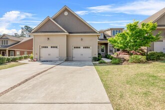 Building Photo - 116 Cypress Cir