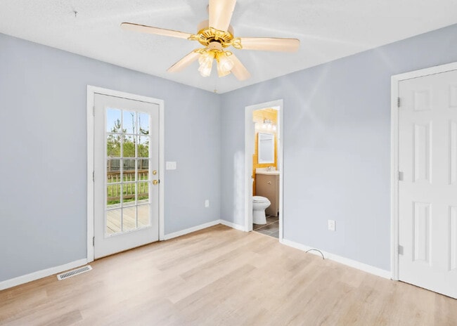 Building Photo - 7610 Sarah Dr