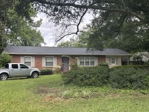 Building Photo - 317 Clarendon Dr