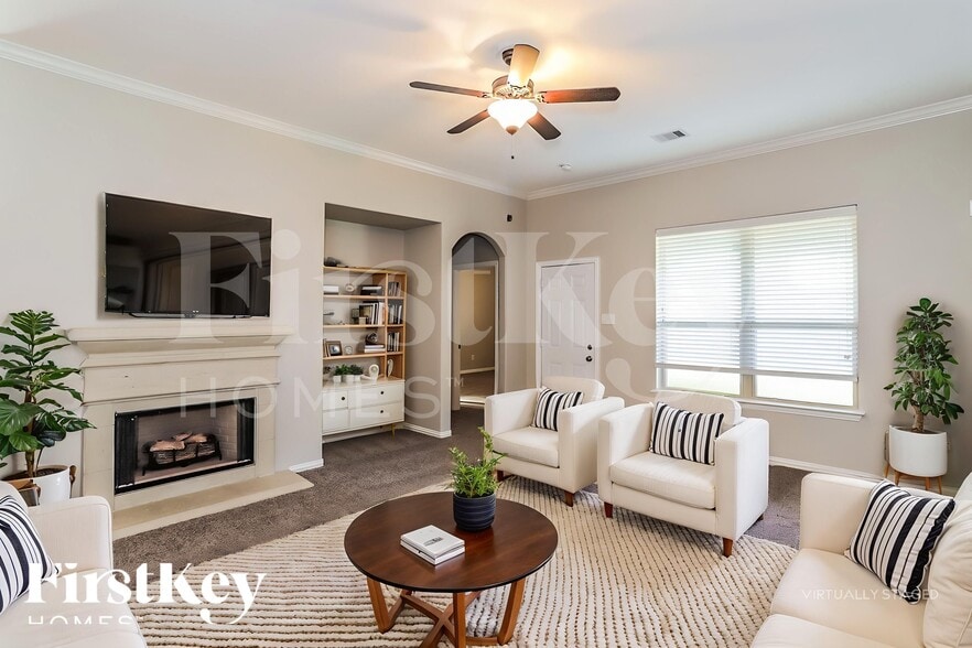 Building Photo - 7426 Upland Mill Ln