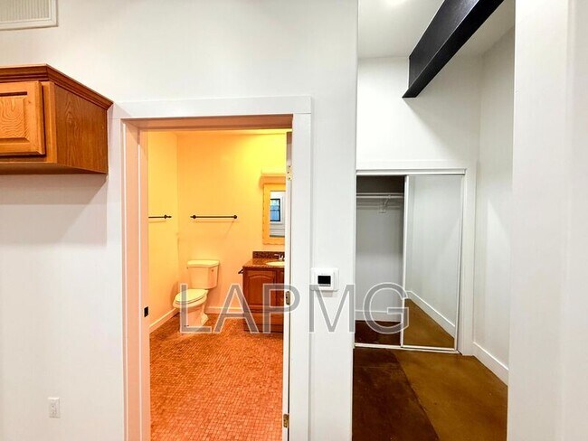 Building Photo - 1774-1776 N. Main Street