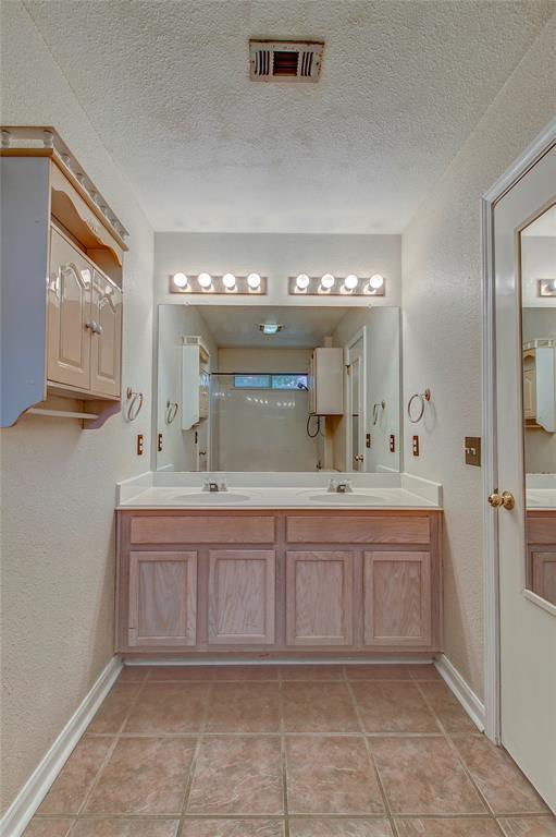 Building Photo - 109 Azalea Dr