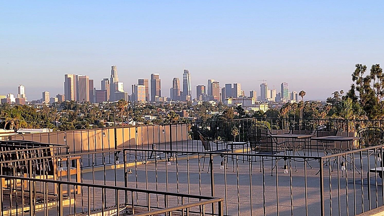 Roof Deck - 1707 Micheltorena St