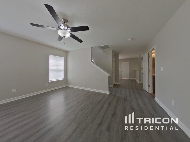 Building Photo - 1427 Matthew Allen Cir