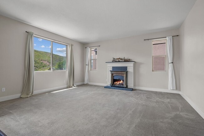 Building Photo - Beautiful 5 Bed / 3.5 Bath Home for Rent in Draper