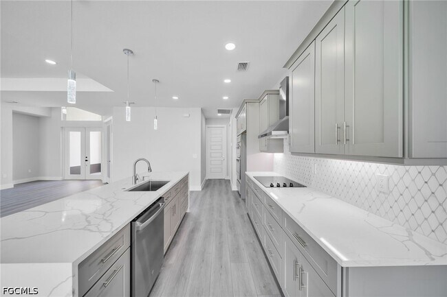 Building Photo - 3315 Andalusia Blvd