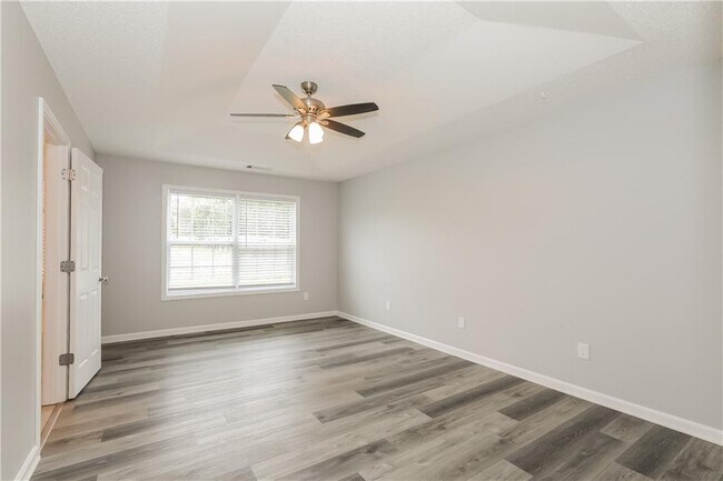 Building Photo - 1303 Princess Dr