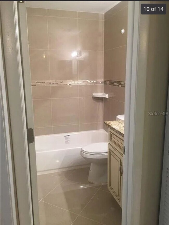 Building Photo - 4739 Myrtle Oak Dr