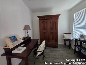 Building Photo - 835 Blue Violet