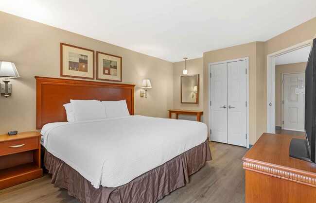 Building Photo - Furnished Studio-Bartlesville - Hwy 75