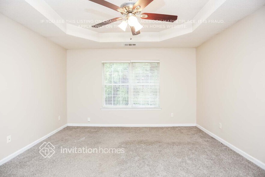 Building Photo - 4890 Larkspur Ln