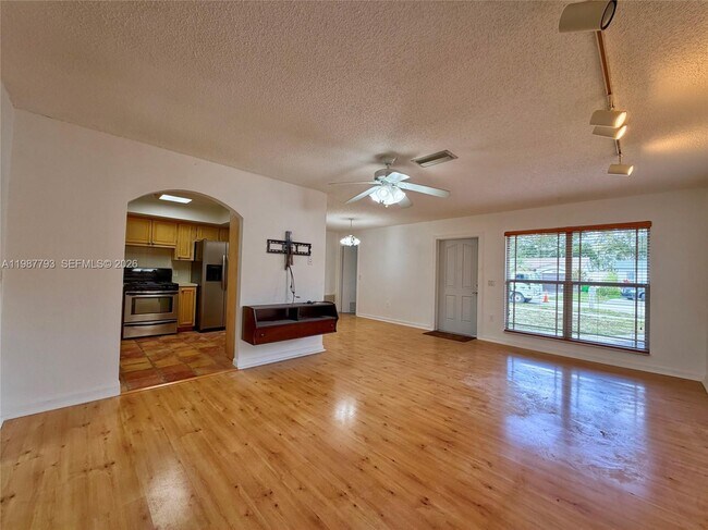 Building Photo - 11730 NW 33rd St