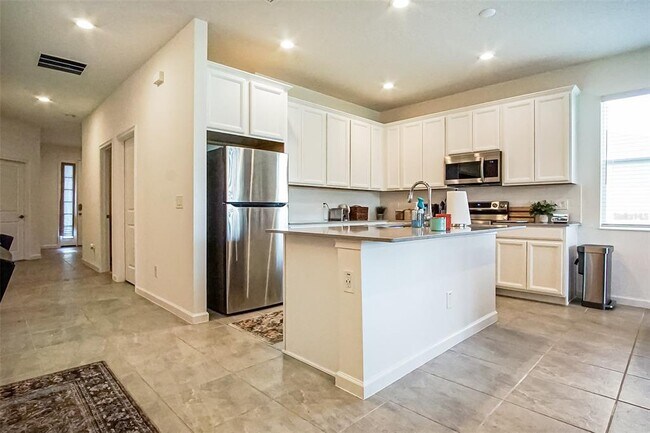 Building Photo - 1241 Hendon Lp