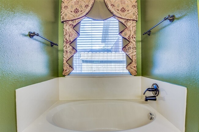 Building Photo - 20515 Spring Aspen Ln