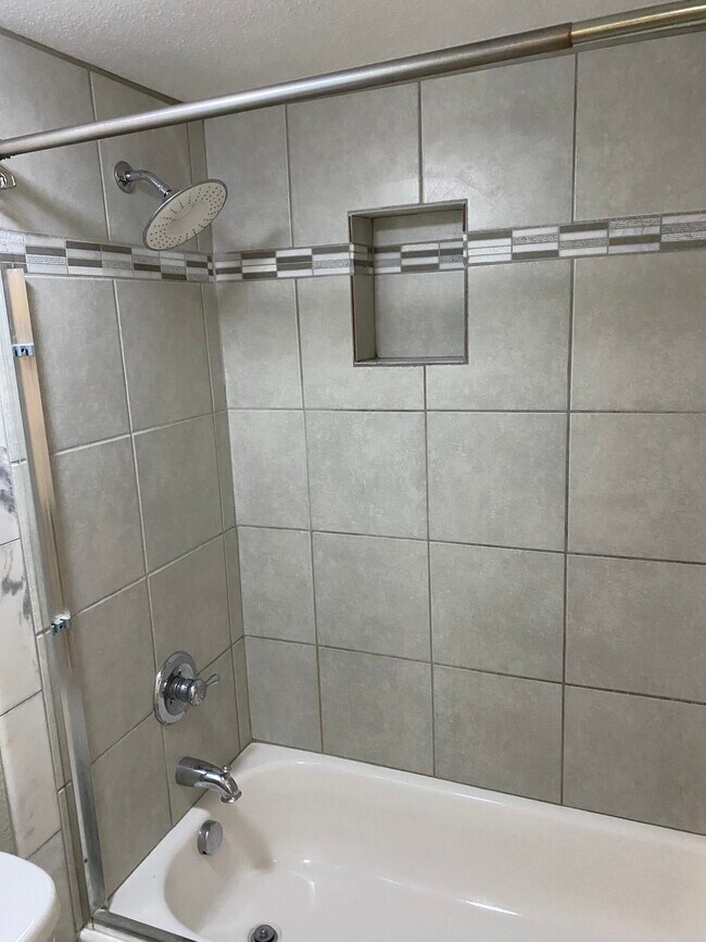 Building Photo - 4444 E Paradise Village Pky N