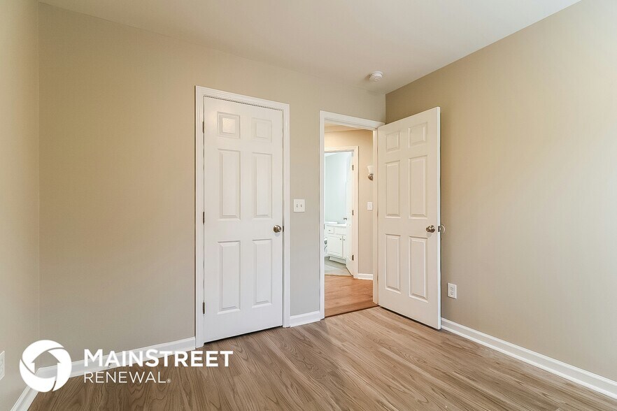 Building Photo - 188 Jared Dr