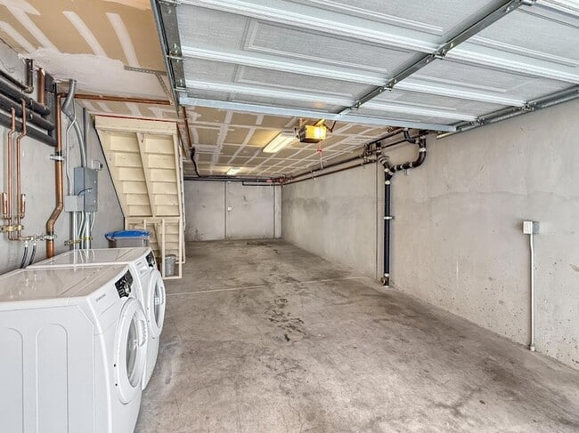 Building Photo - 830 Frederick Commons