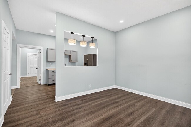 Building Photo - 3356 W 44th St