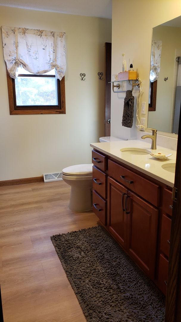 Building Photo - Spacious, Well Maintained Two Story House With 2 Car Attached Garage