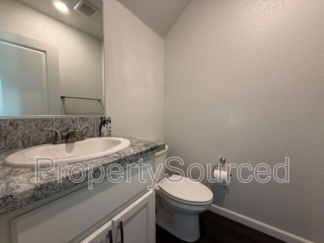 Building Photo - 709 Ephesus Ave