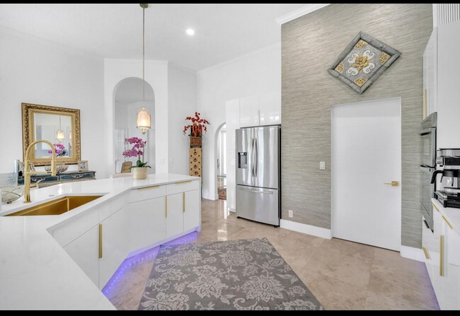 Building Photo - 10851 Japonica Ct