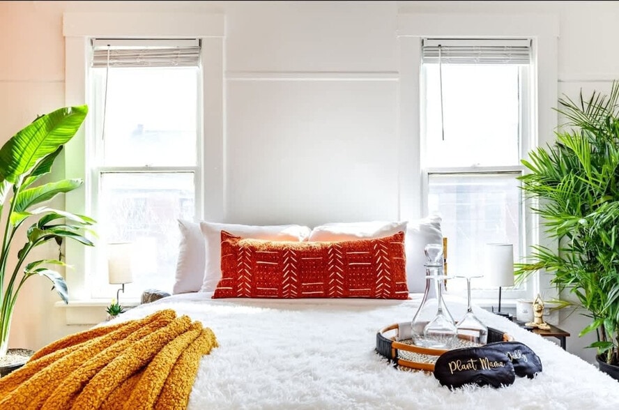 Building Photo - 575 1/2 City Park Avenue-SI ID1265634P