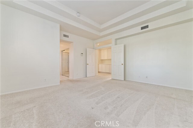 Building Photo - 31 Versailles