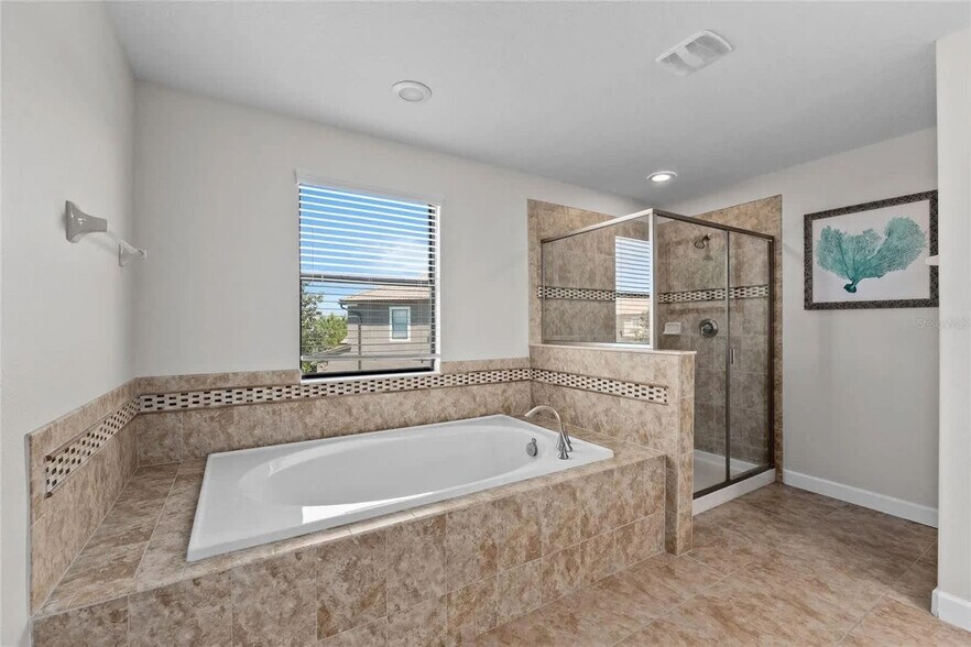Building Photo - 1401 Wexford Way