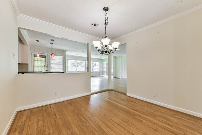 Building Photo - 3023 Fairhope St